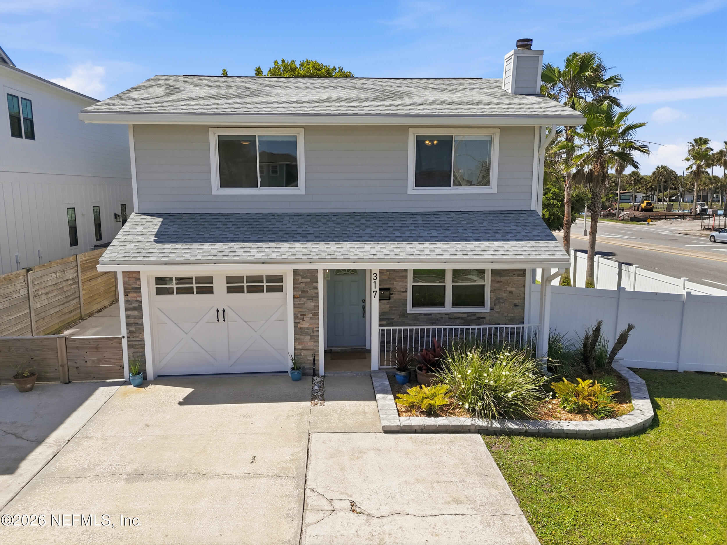 317 MAGNOLIA Street