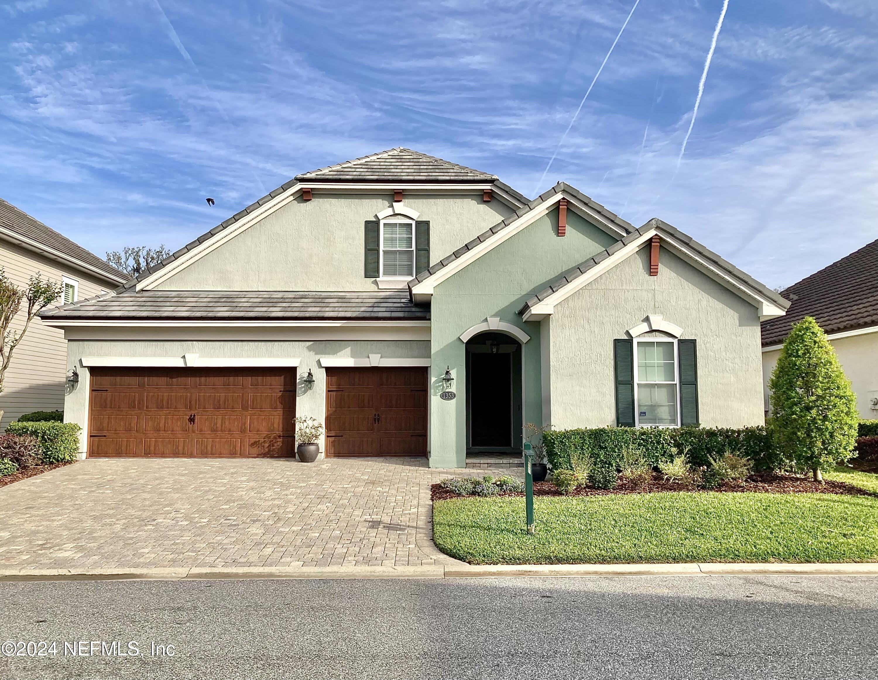 Jacksonville, FL home for sale located at 1353 Sunset View Lane, Jacksonville, FL 32207
