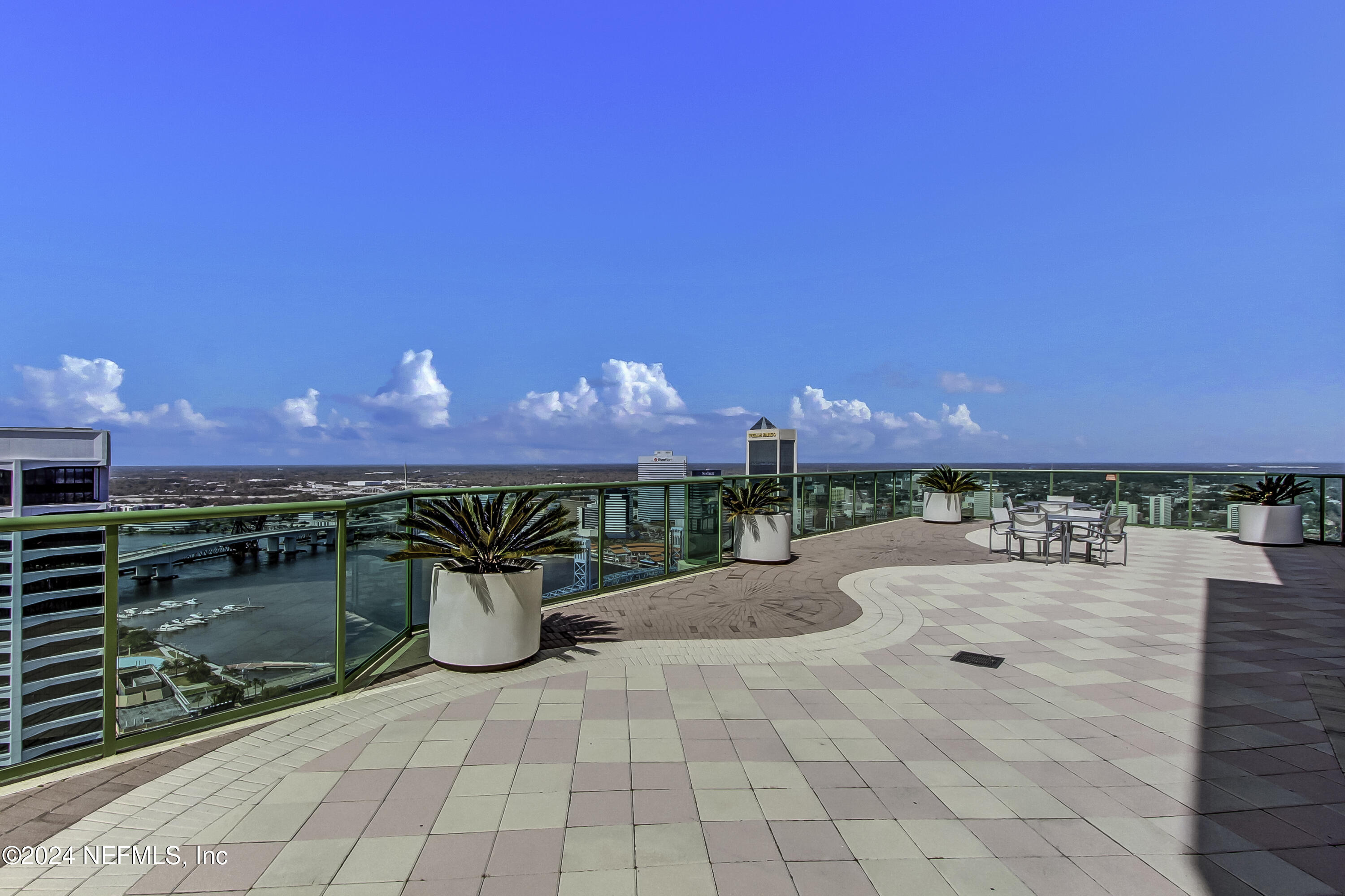 1431 RIVERPLACE Boulevard 2602