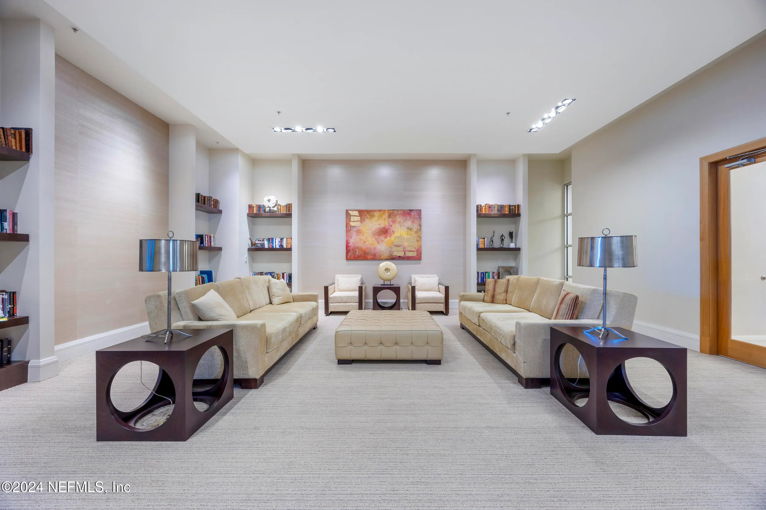 Jacksonville, Florida 32207, United States, 2 Bedrooms Bedrooms, ,2 BathroomsBathrooms,Residential,Active,34906