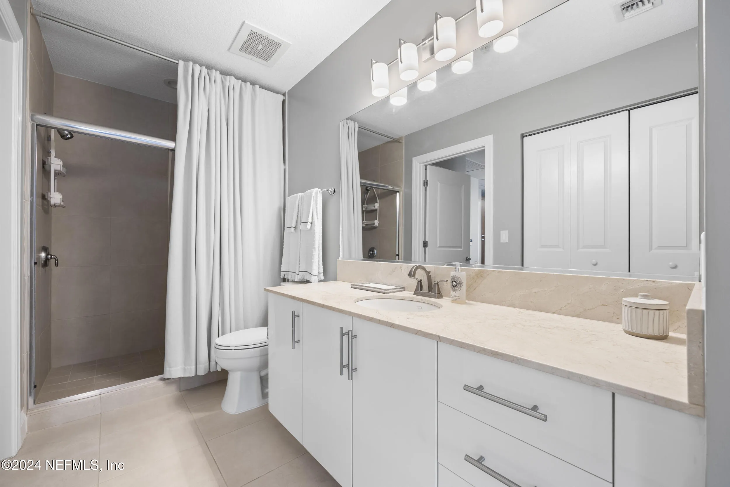 Jacksonville, Florida 32207, United States, 2 Bedrooms Bedrooms, ,2 BathroomsBathrooms,Residential,Active,34906