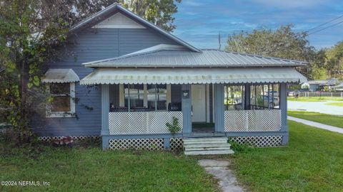 A home in Palatka