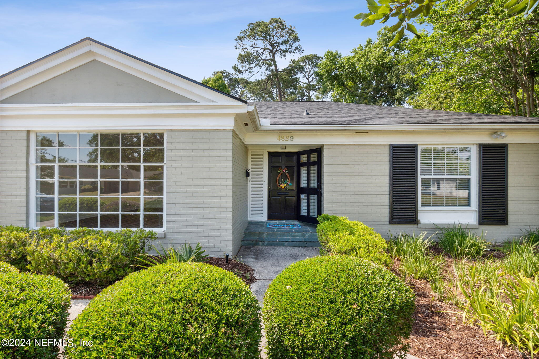 Jacksonville, FL home for sale located at 4829 Waverly Lane, Jacksonville, FL 32210