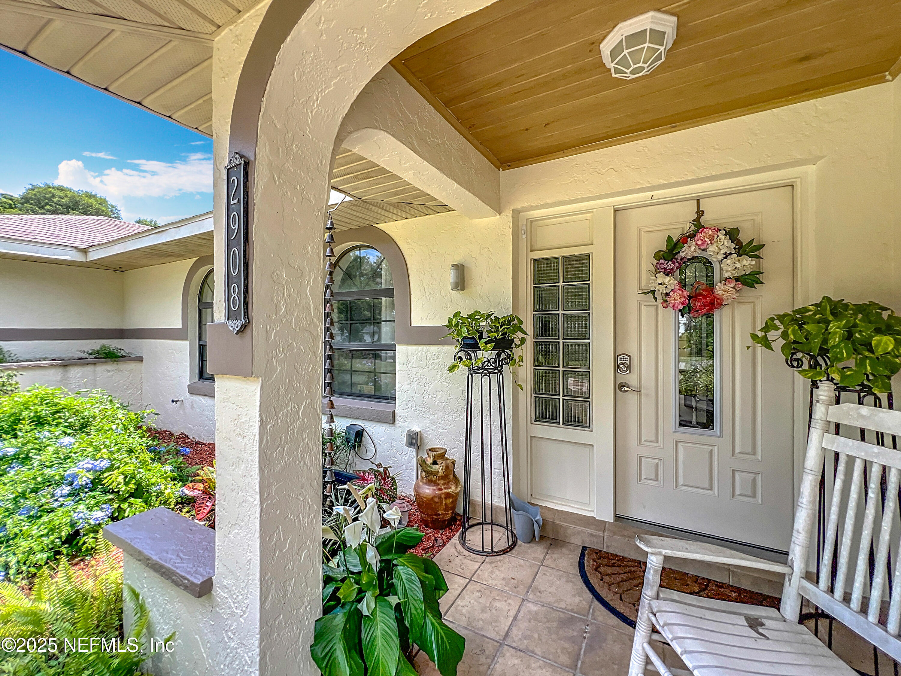 2908 S SKYLINE Drive