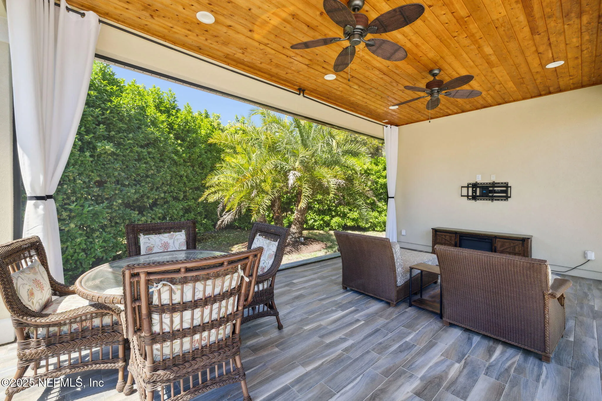 Ponte Vedra, Florida 32081, United States, 4 Bedrooms Bedrooms, ,5 BathroomsBathrooms,Residential,Active,93780