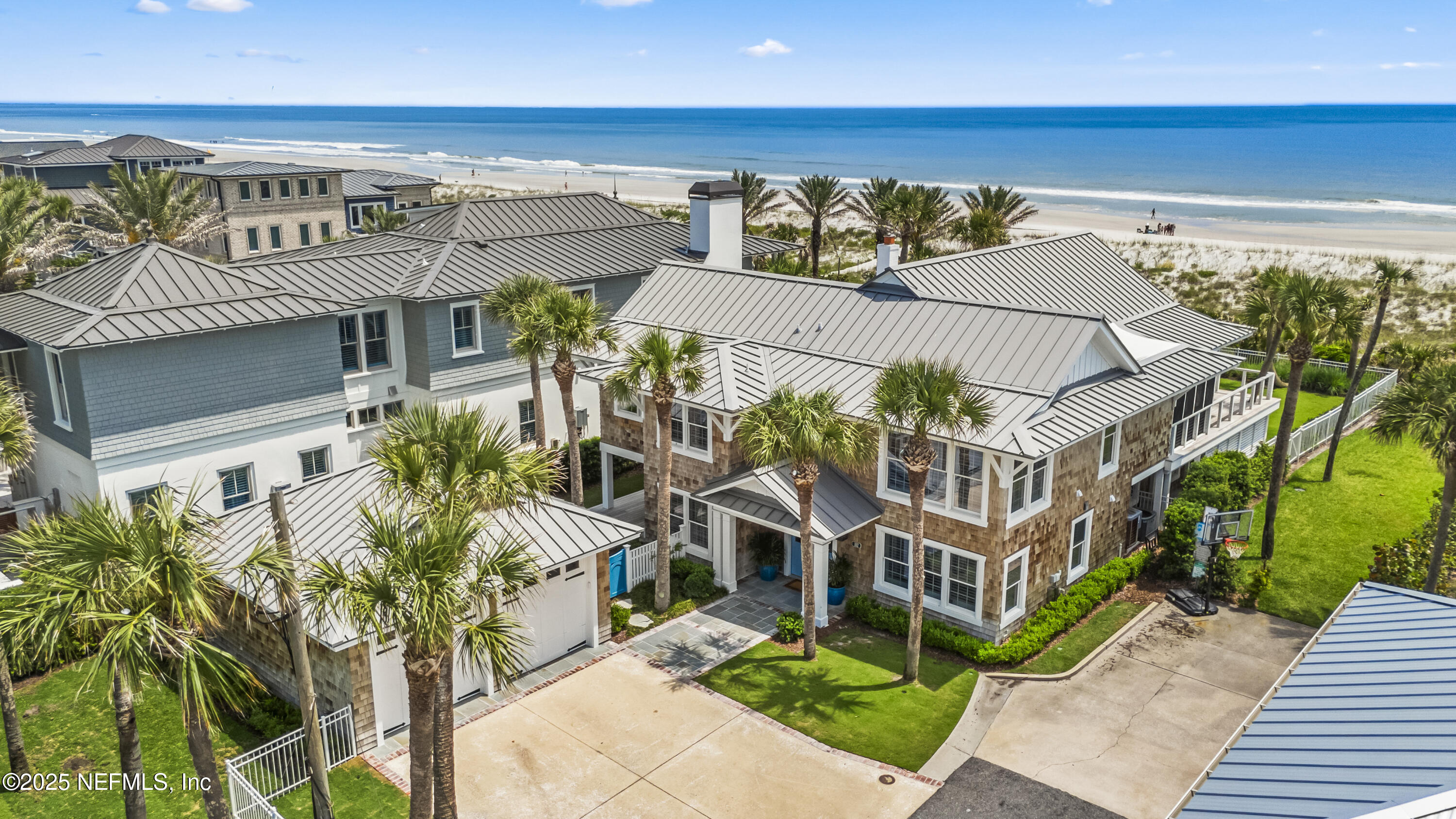 102 PALM Place