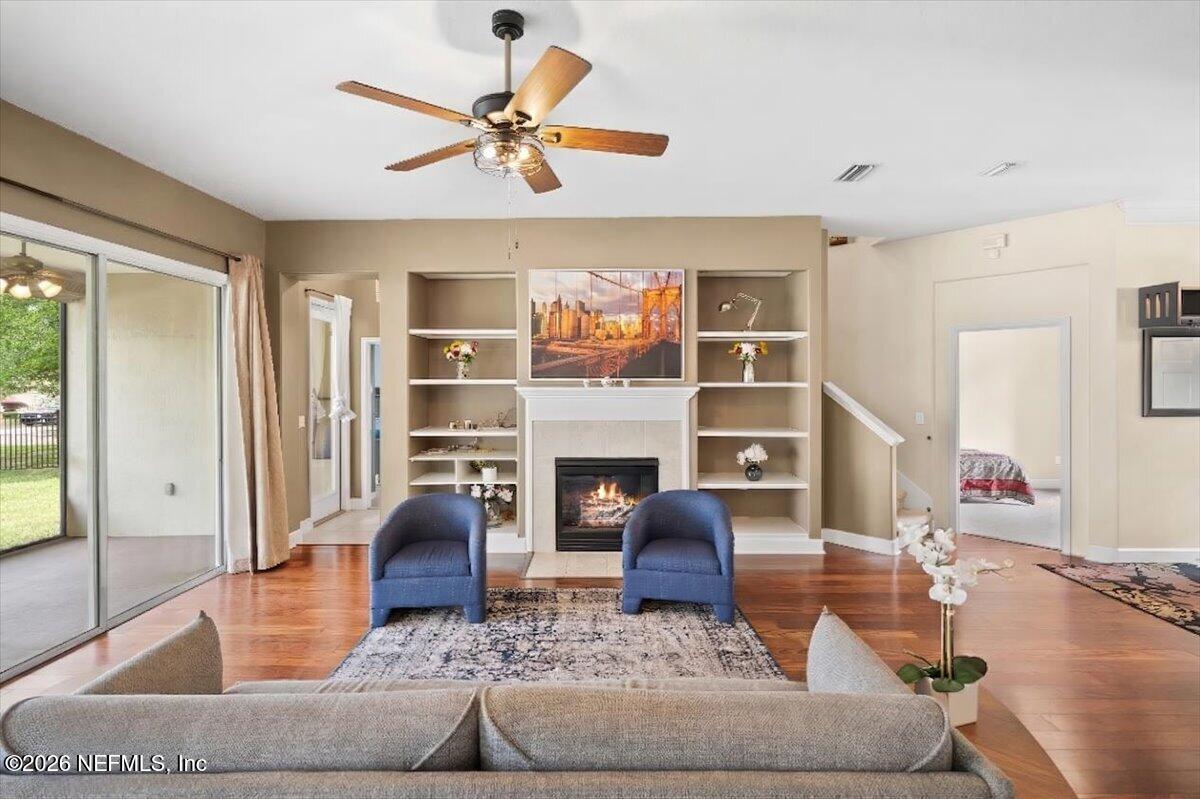 2470 COUNTRY SIDE Drive