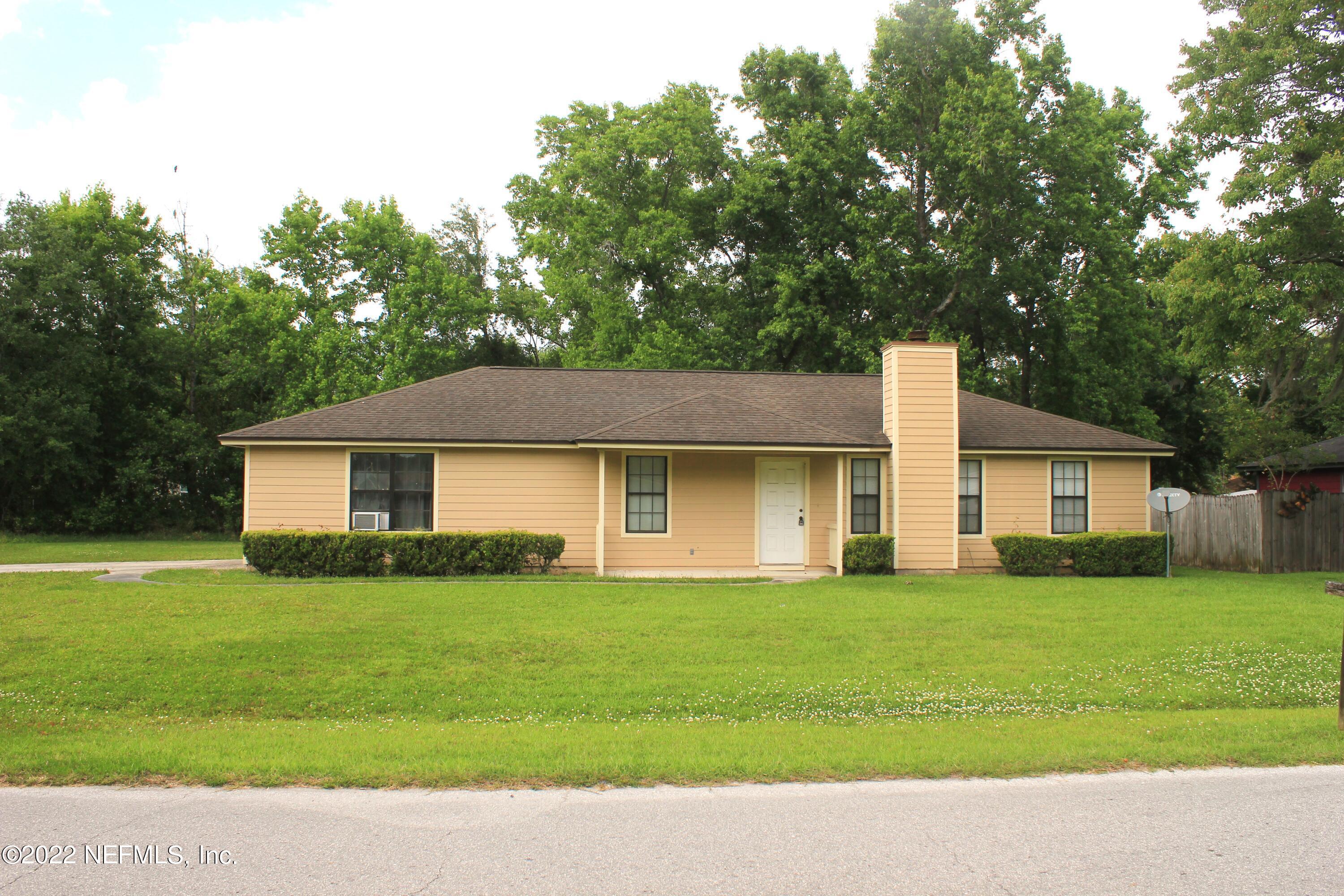 Middleburg, FL home for sale located at 2440 Burns Drive, Middleburg, FL 32068