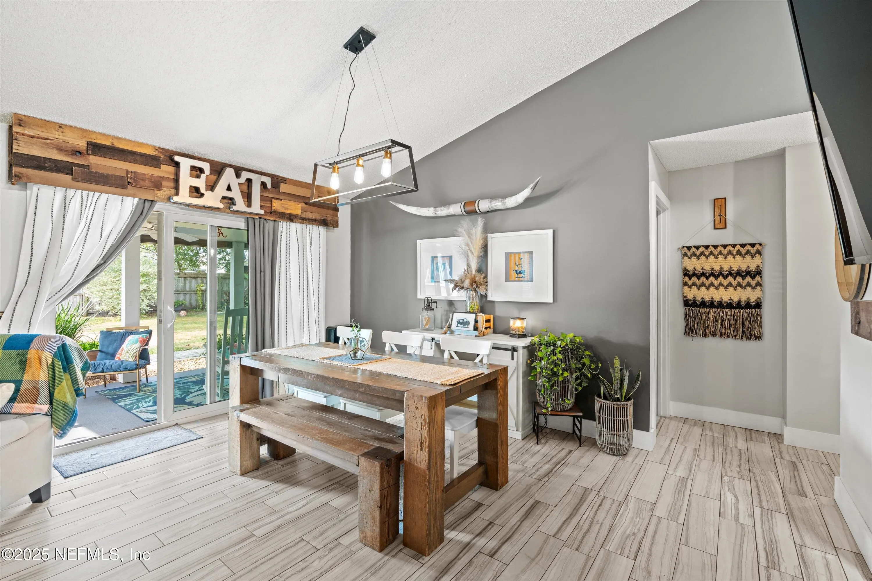 Jacksonville, Florida 32220, United States, 3 Bedrooms Bedrooms, ,2 BathroomsBathrooms,Residential,Pending,13119