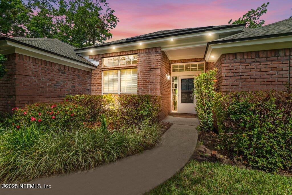 1722 HEATHERWOOD Drive