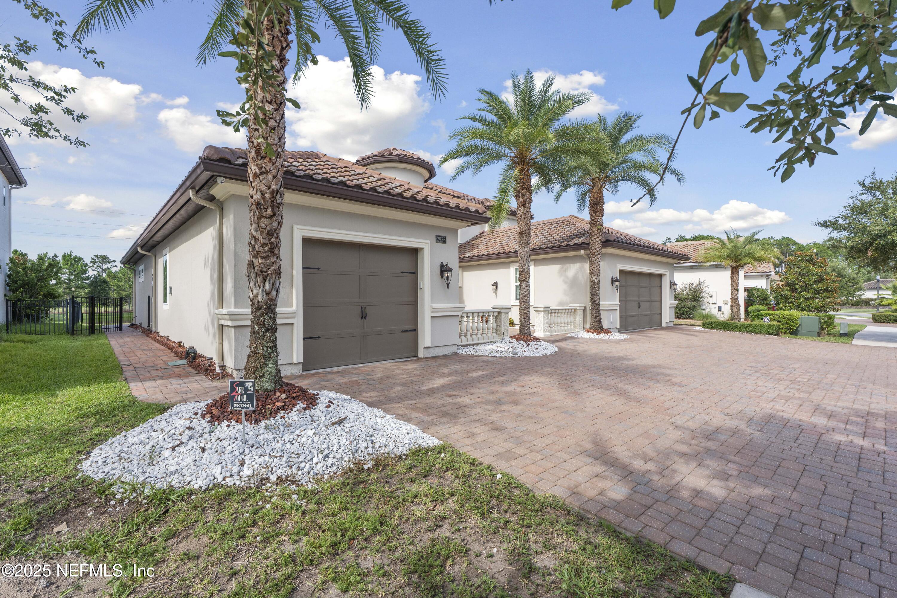 2936 BRETTUNGAR Drive