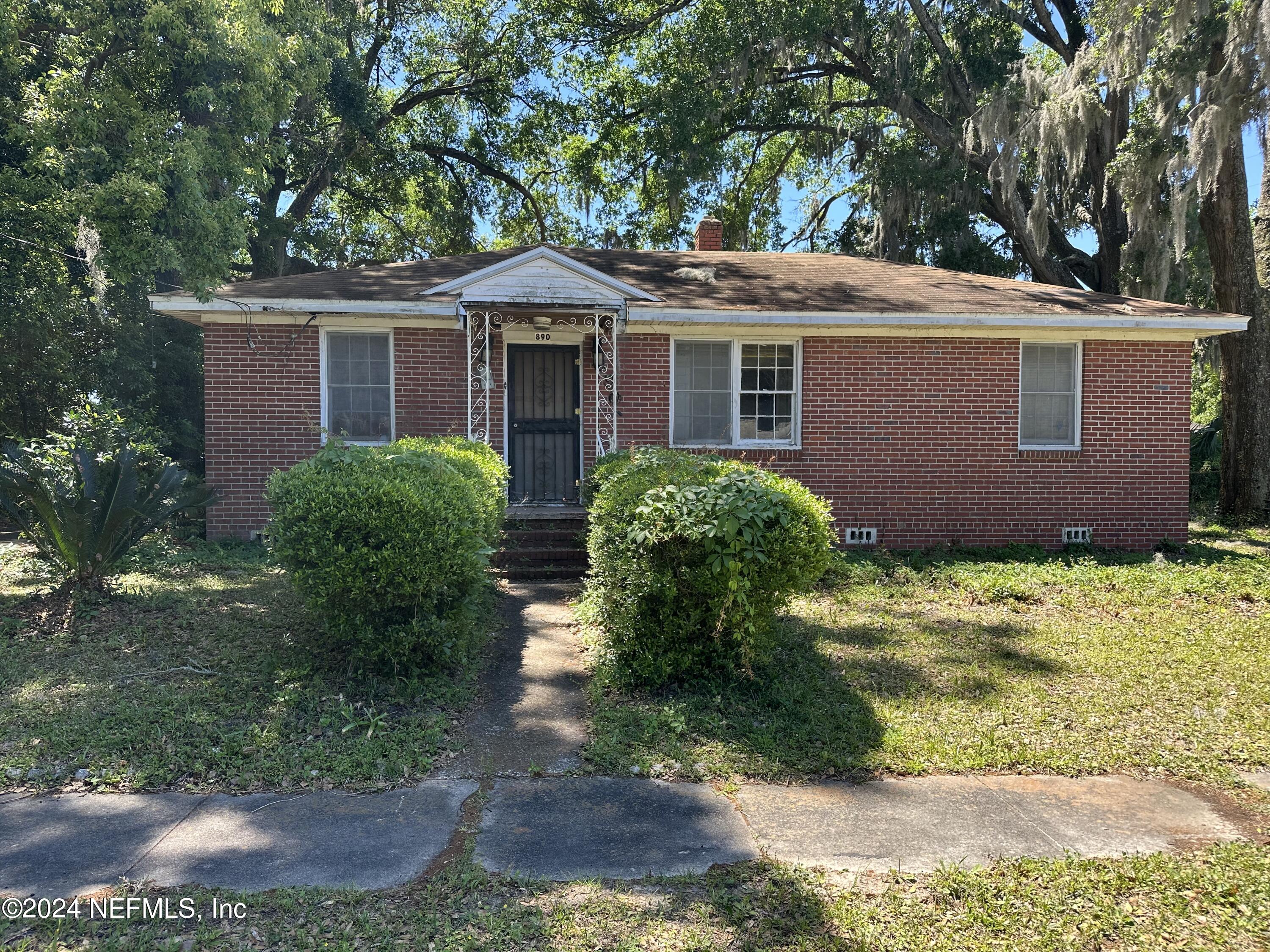Jacksonville, FL home for sale located at 890 Bunker Hill Boulevard, Jacksonville, FL 32208