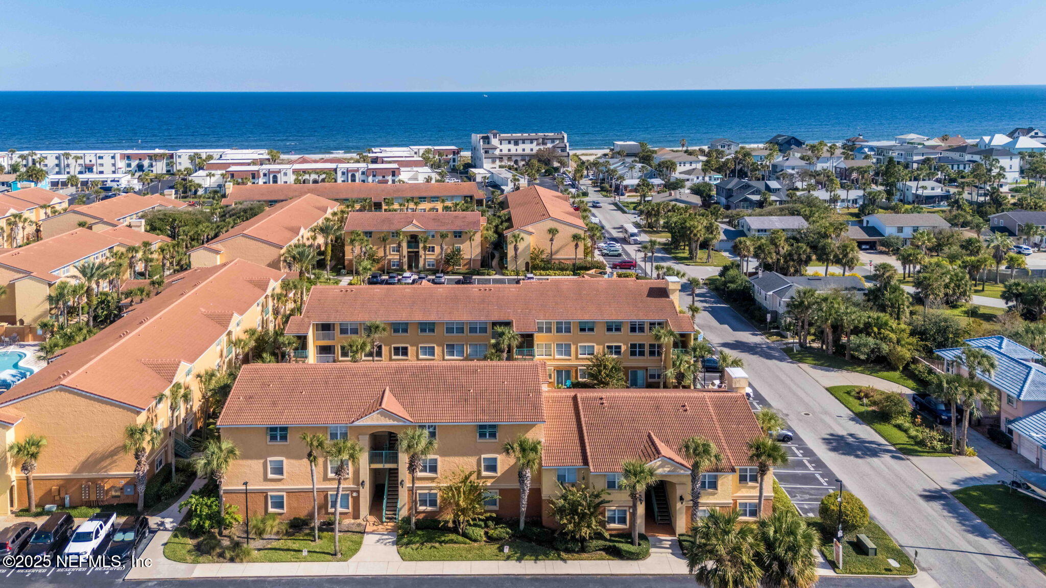 201 25TH Avenue S N32