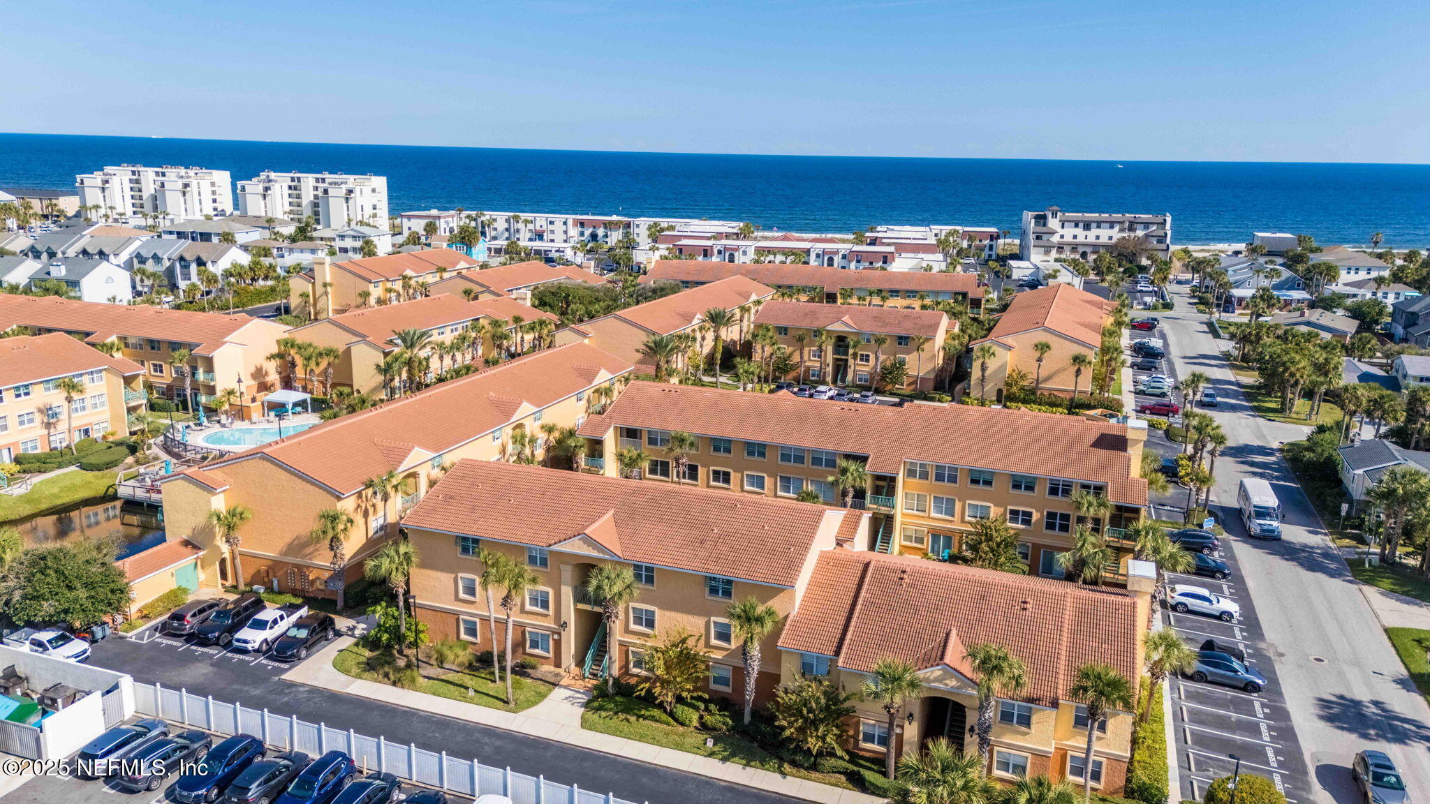 201 25TH Avenue S N32