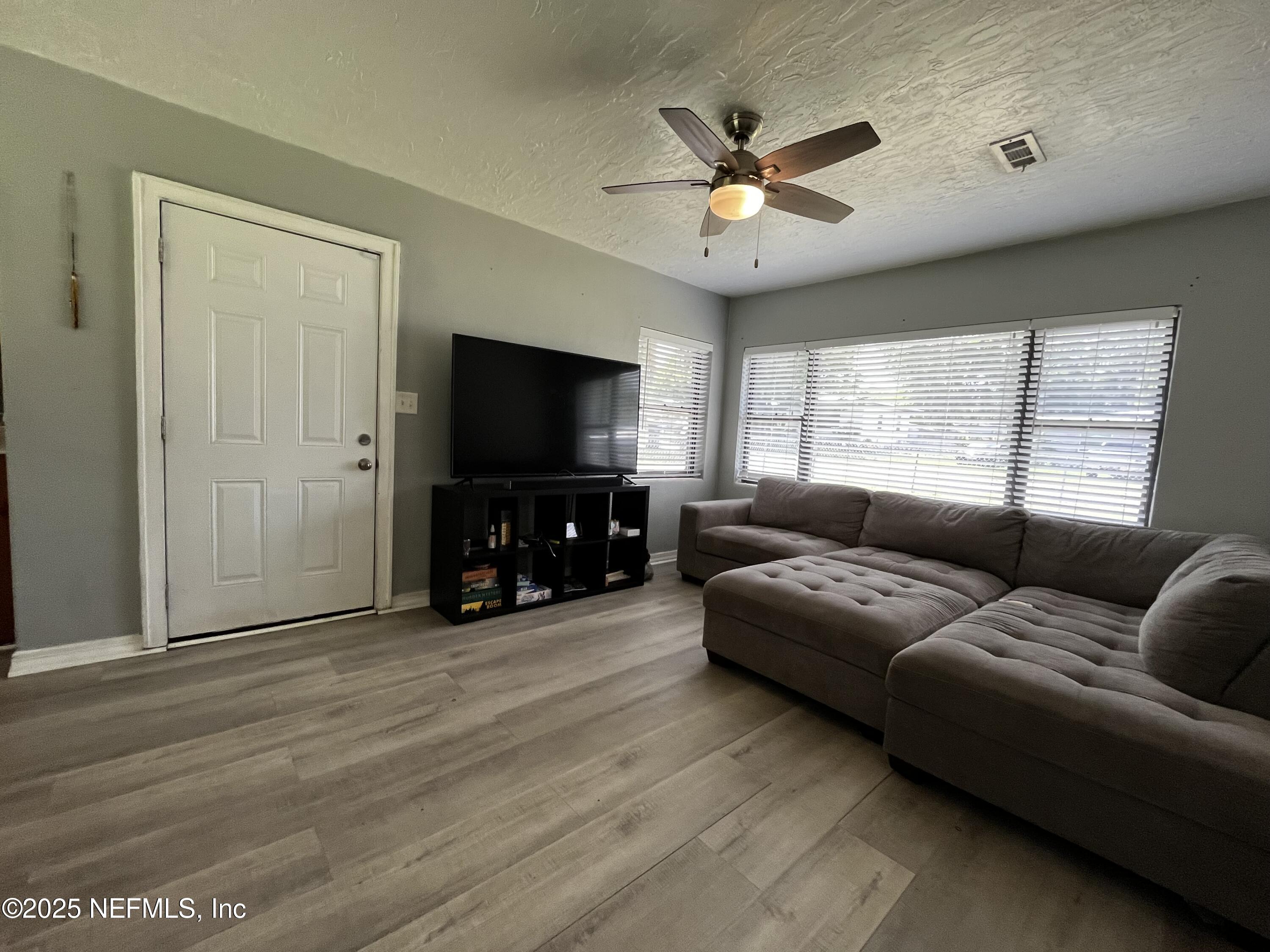 211 FERN Street
