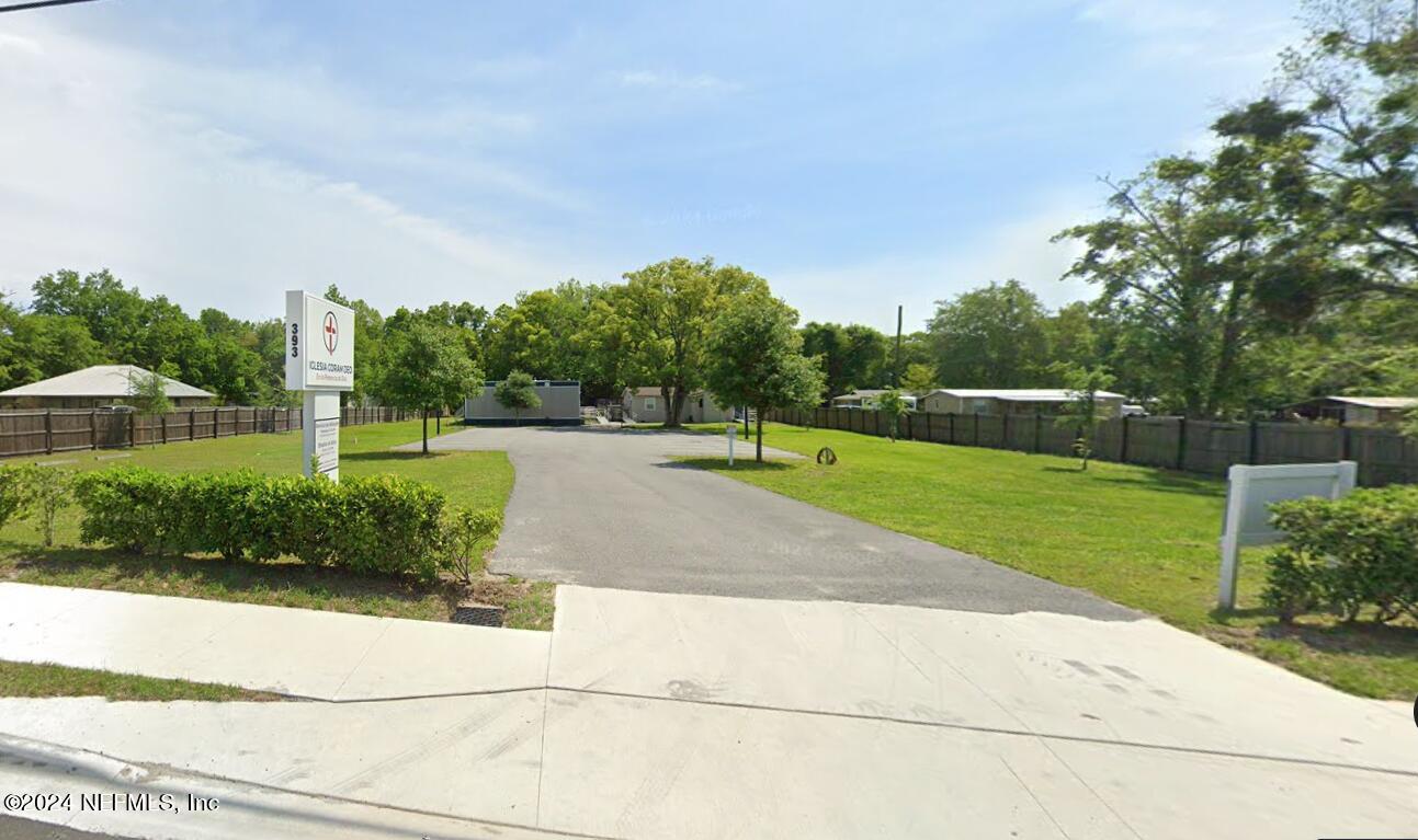 395 COLLEGE Drive