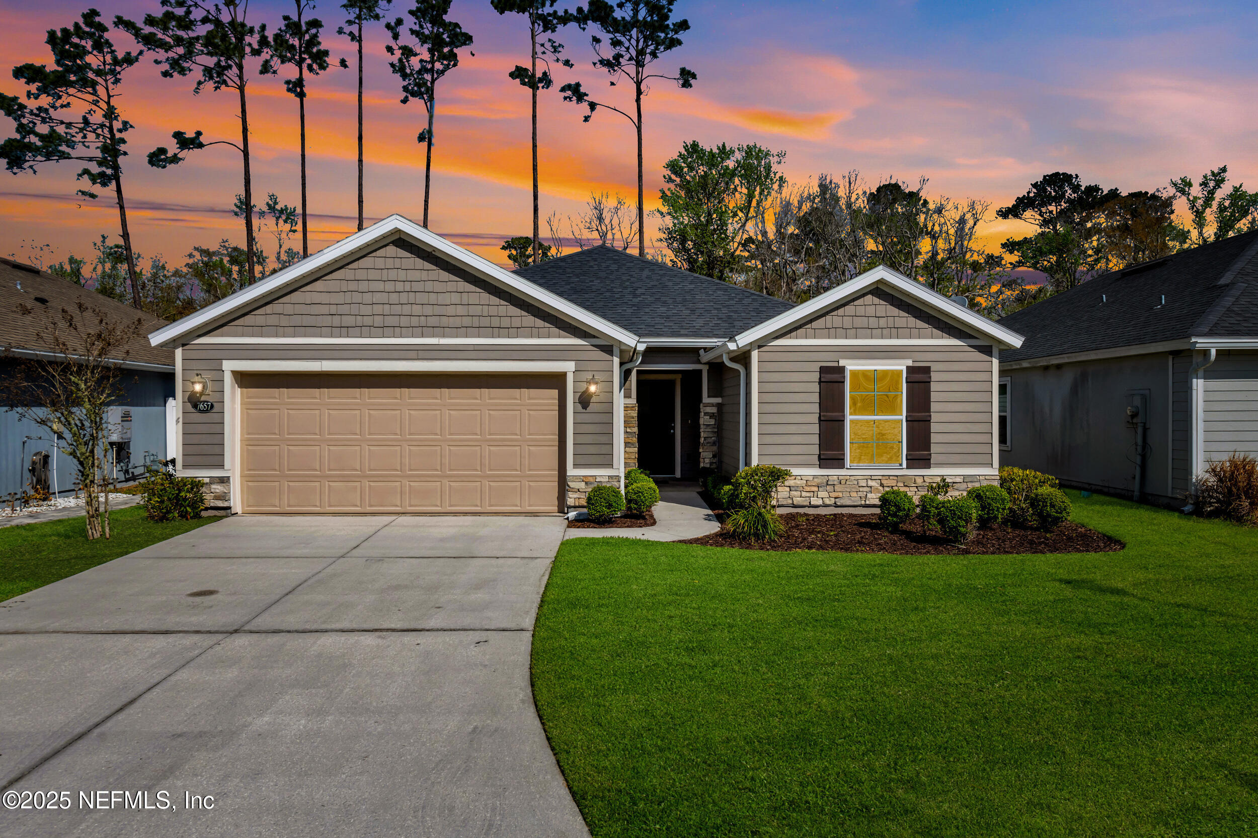 7657 SUNNYDALE Lane
