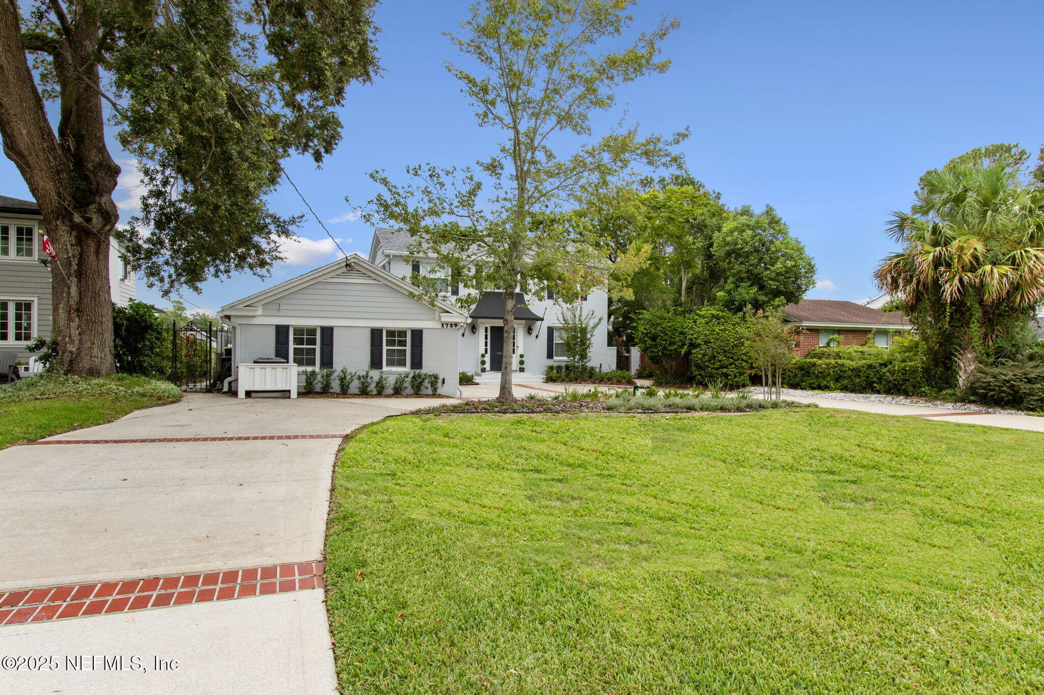 1729 WOODMERE Drive