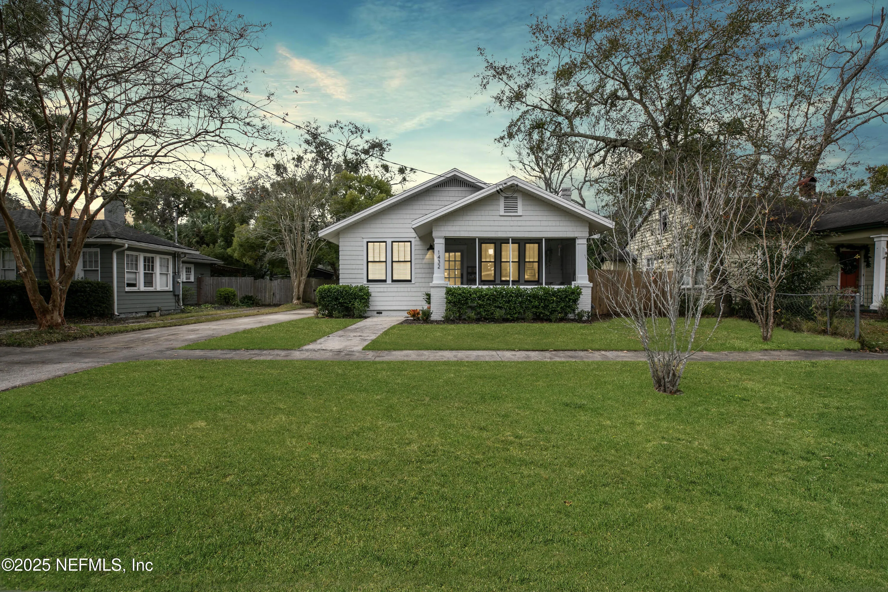 Jacksonville, Florida 32205, United States, 3 Bedrooms Bedrooms, ,2 BathroomsBathrooms,Residential,Pending,21255