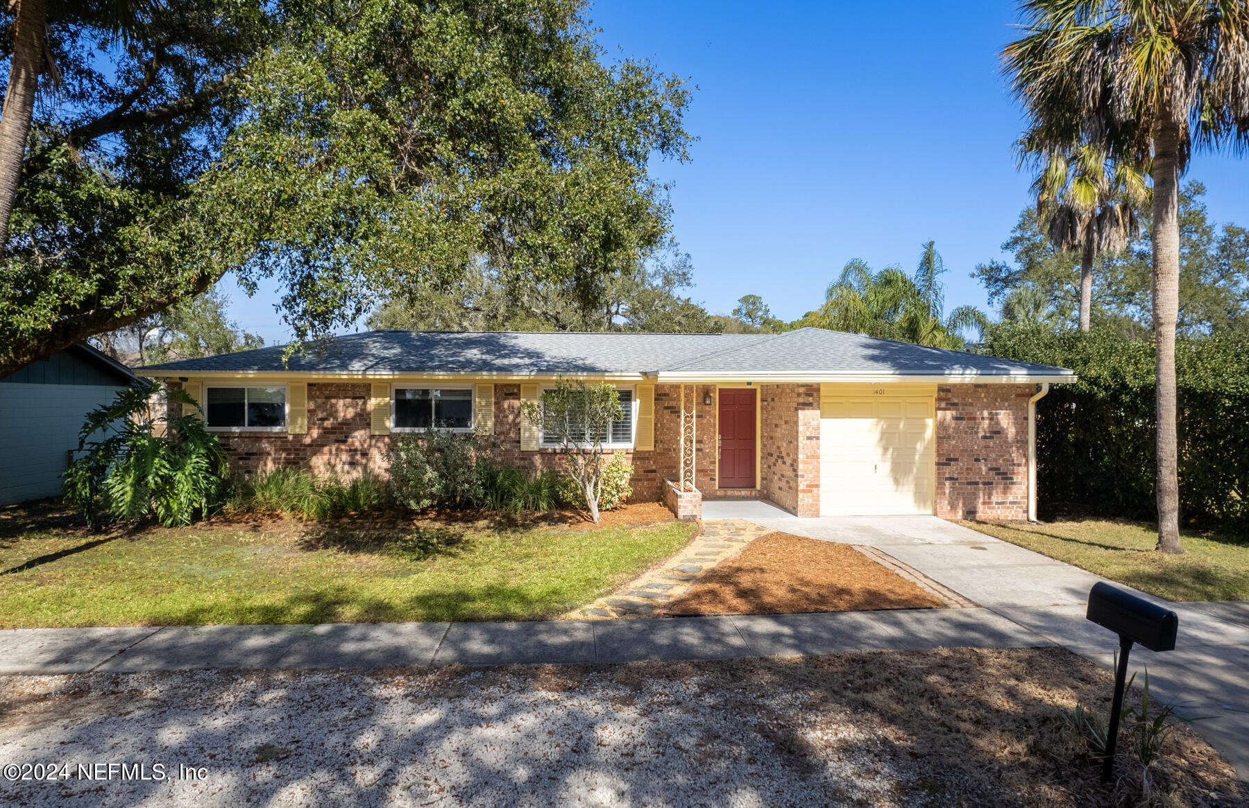 Jacksonville Beach, FL home for sale located at 1401 Osceola Avenue, Jacksonville Beach, FL 32250