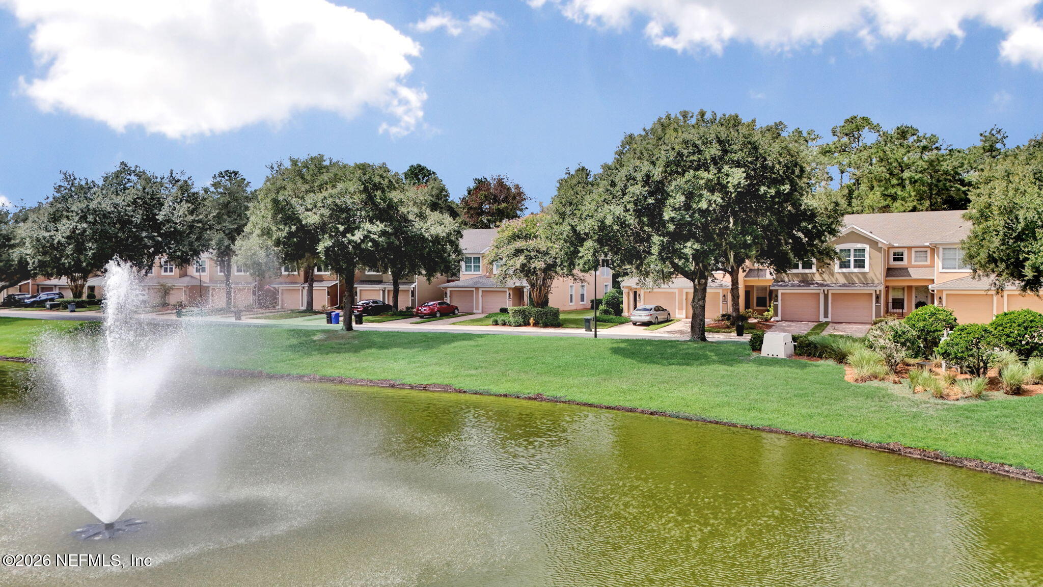 8541 LITTLE SWIFT Circle 33B