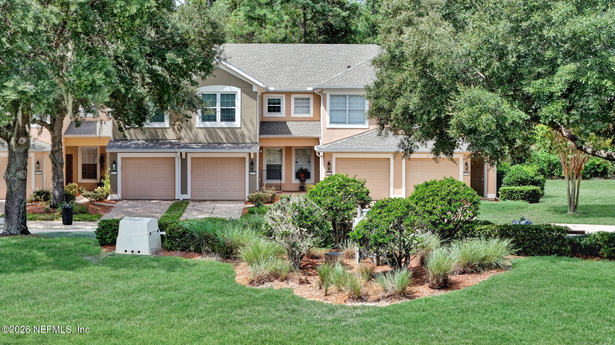 8541 LITTLE SWIFT Circle 33B
