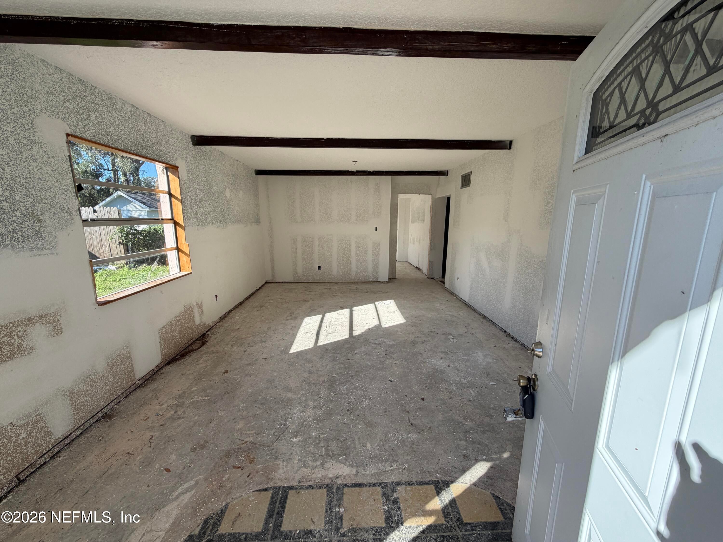 9813 BUNCOME Road