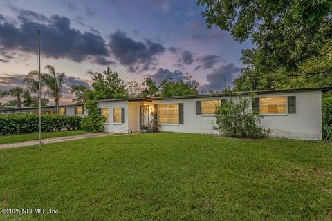 16 SAN PABLO Circle S Jacksonville Beach FL 32250