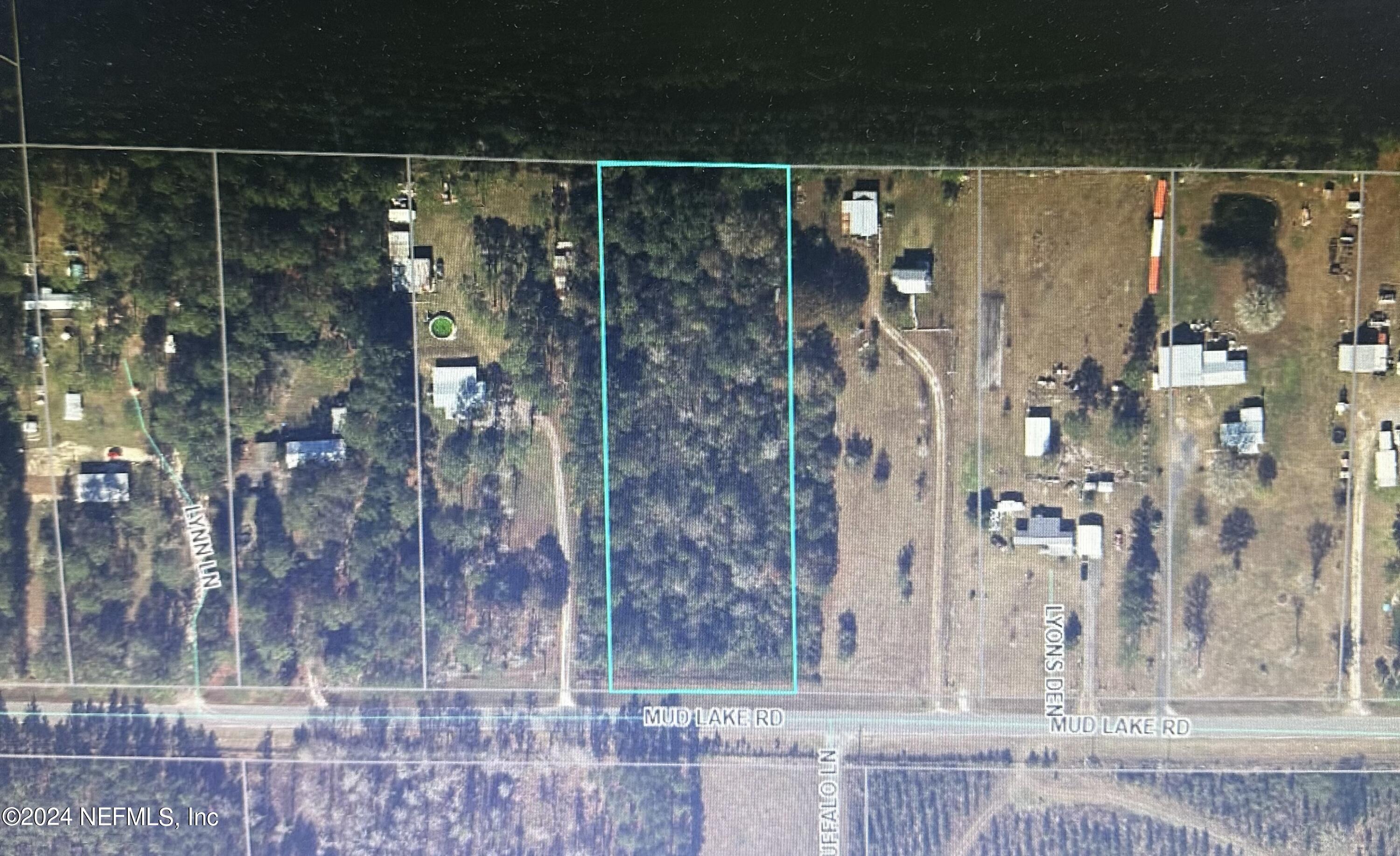 Glen St. Mary, FL home for sale located at 10987 Mudlake Road, Glen St. Mary, FL 32040