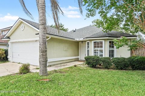 Photo of 1346 BROOKGREEN Way, Fleming Island, FL 32003 (MLS # 2156618)