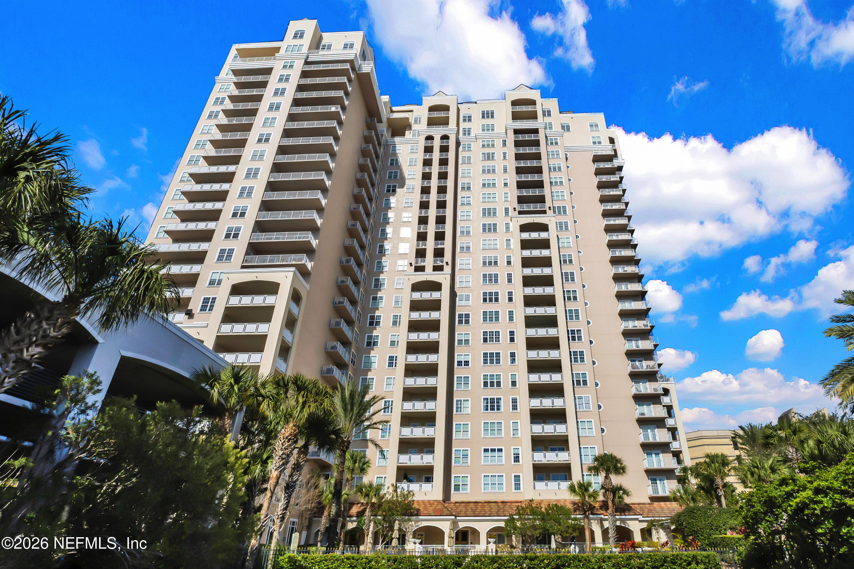 400 E BAY Street 1006