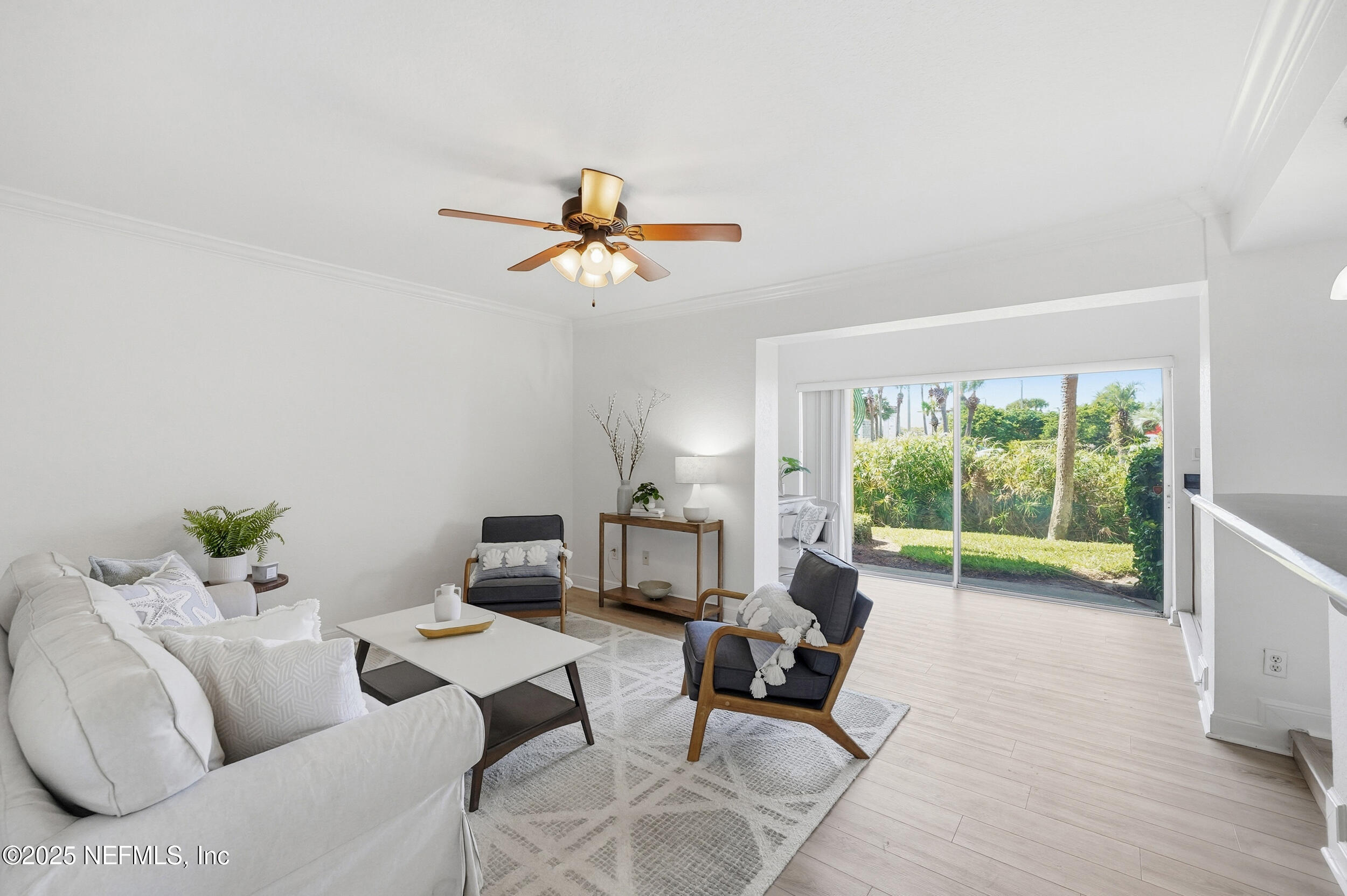 204 LAGUNA VILLAS Boulevard A11