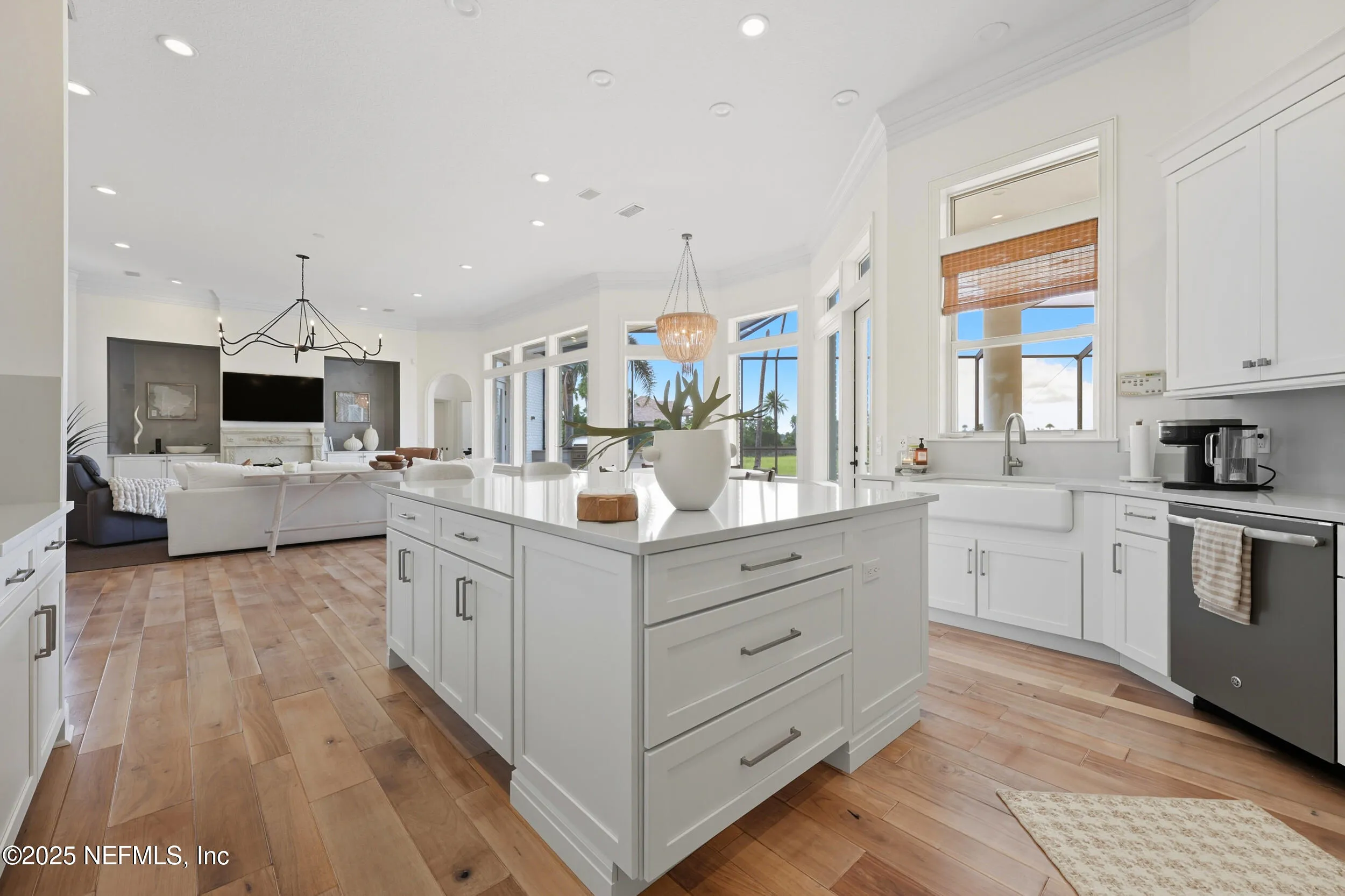 Ponte Vedra Beach, Florida 32082, United States, 5 Bedrooms Bedrooms, ,5 BathroomsBathrooms,Residential,Active,210200