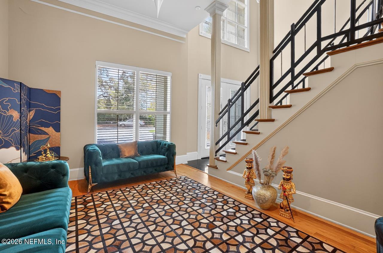 6334 SAN JOSE Boulevard W