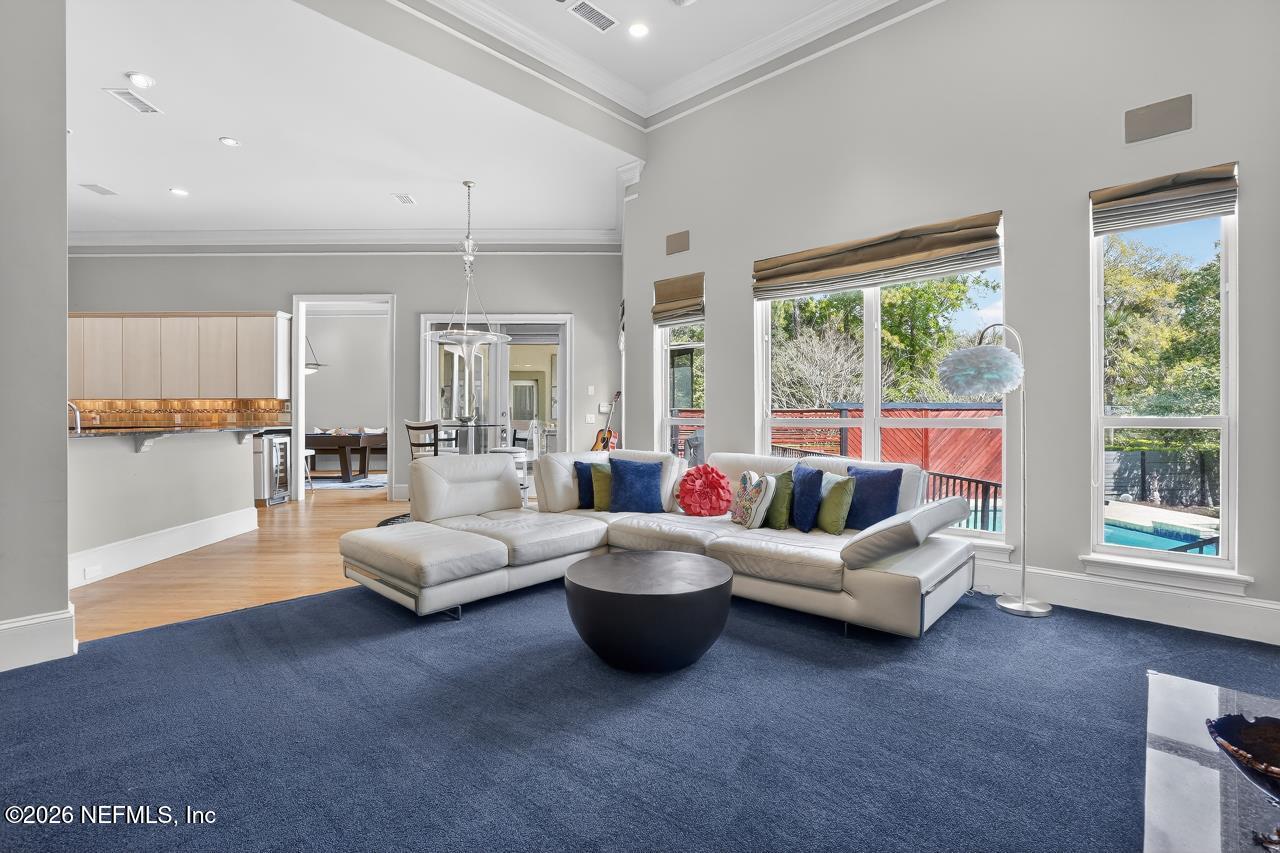 6334 SAN JOSE Boulevard W