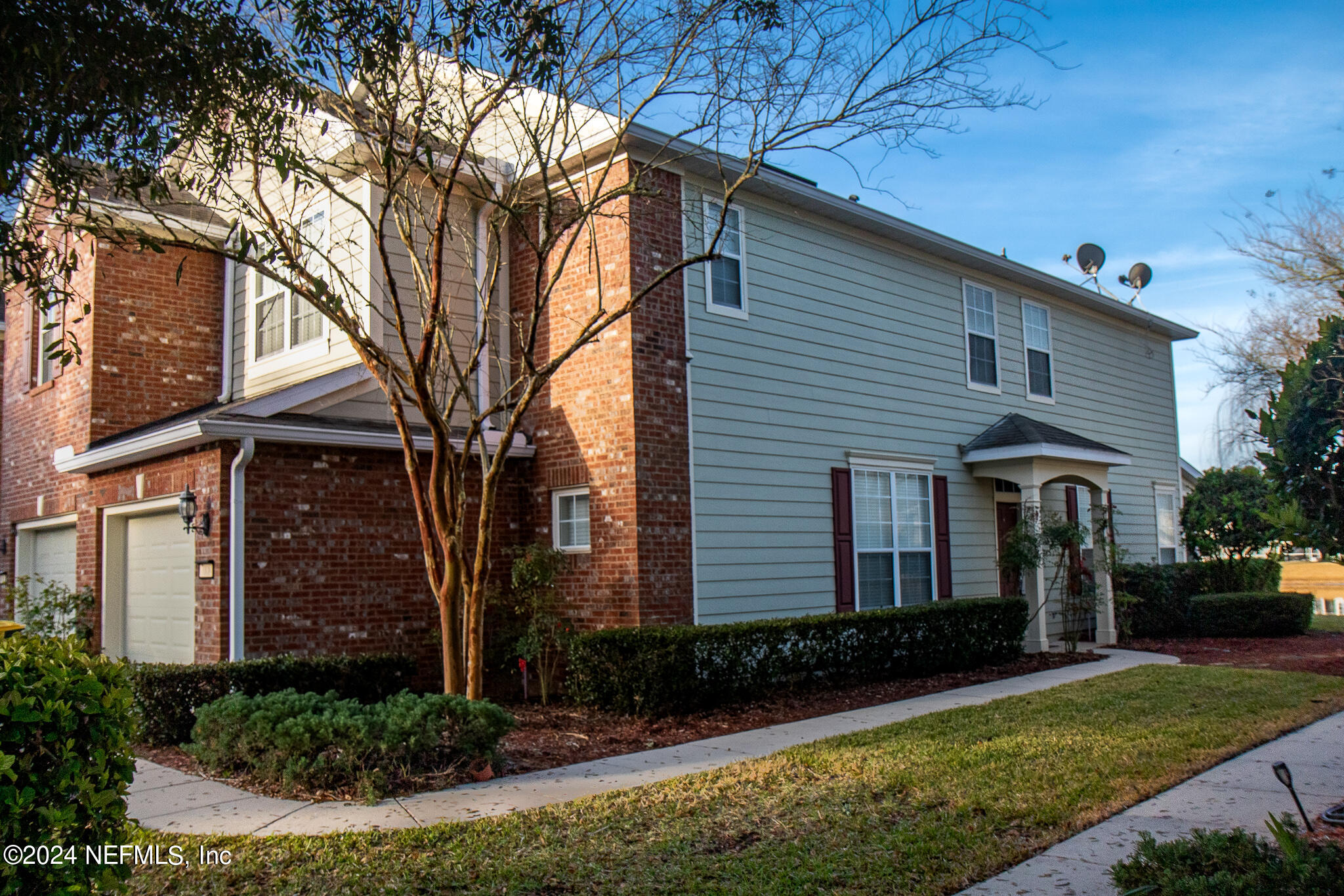 Jacksonville, FL home for sale located at 7008 Roundleaf Drive, Jacksonville, FL 32258