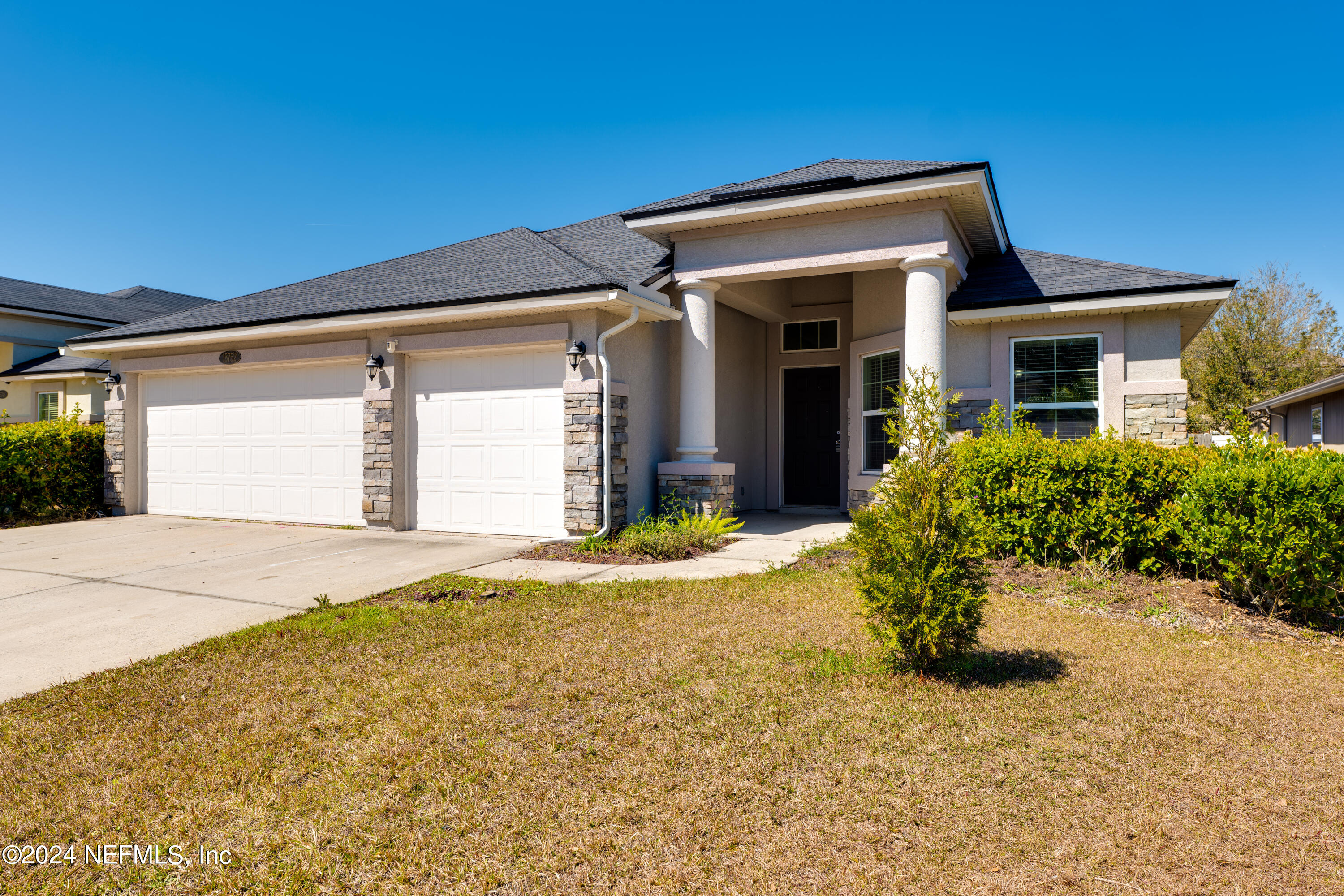 Jacksonville, FL home for sale located at 15752 Twin Creek Drive, Jacksonville, FL 32218