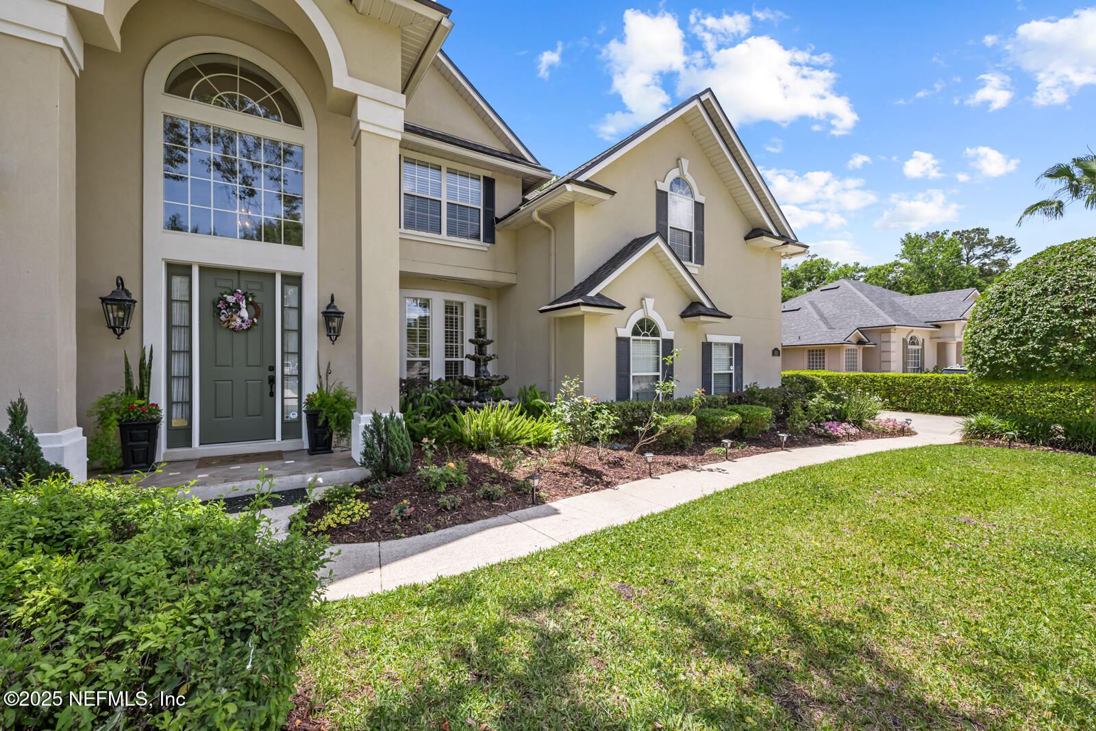 153 WOODLANDS CREEK Drive