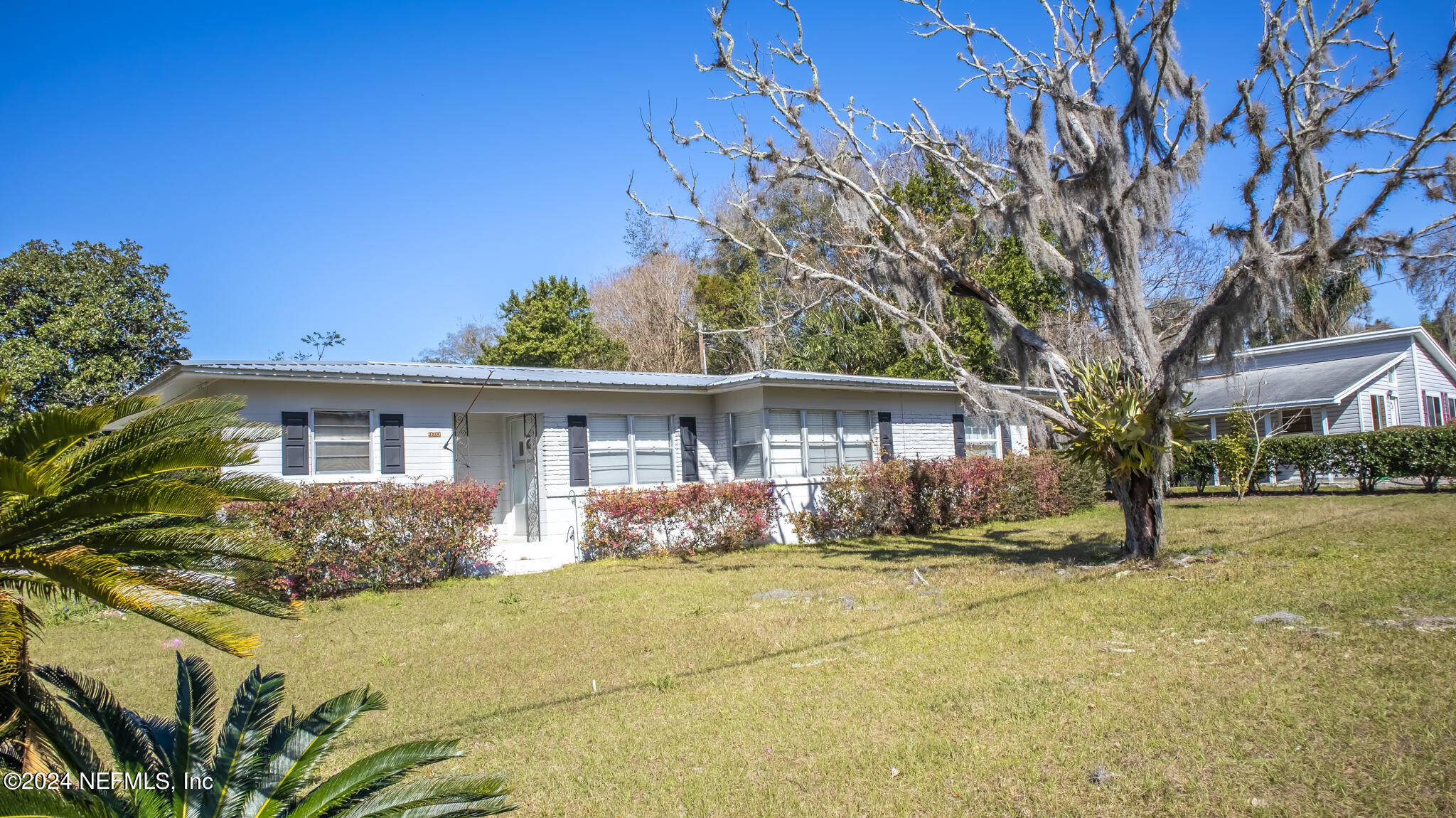 Keystone Heights, FL home for sale located at 970 S LAWRENCE Boulevard, Keystone Heights, FL 32656