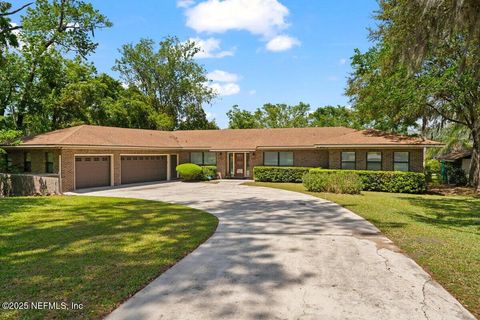 1704 MEMORY Lane Jacksonville FL 32210