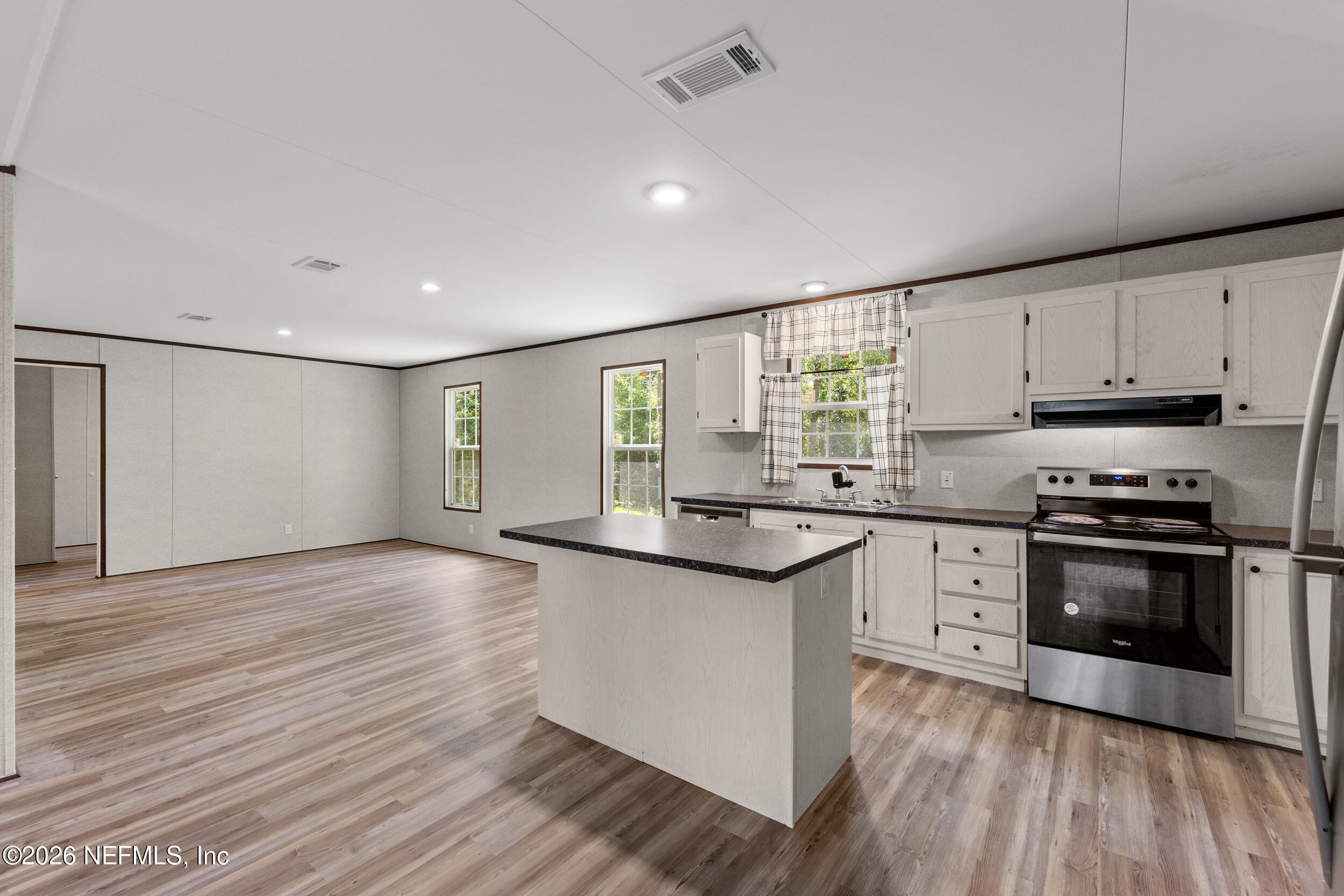 4835 TIMOTHY Street - Photo 2