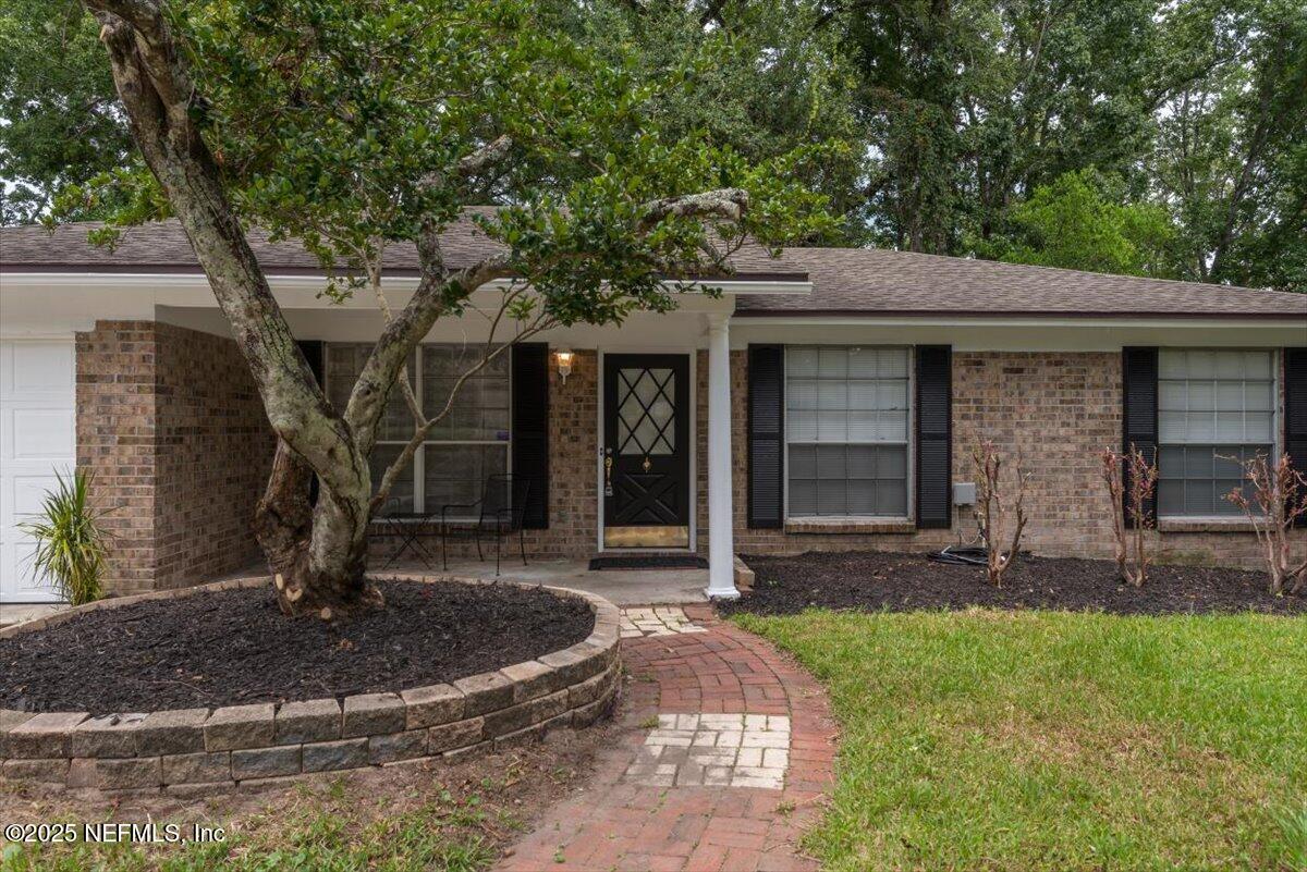 8323 GRAMPELL Drive