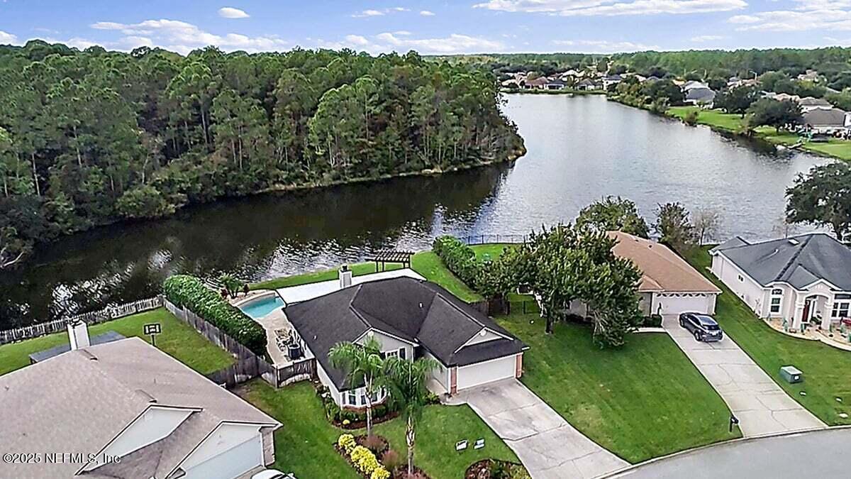 8064 BRIDGECREEK Drive