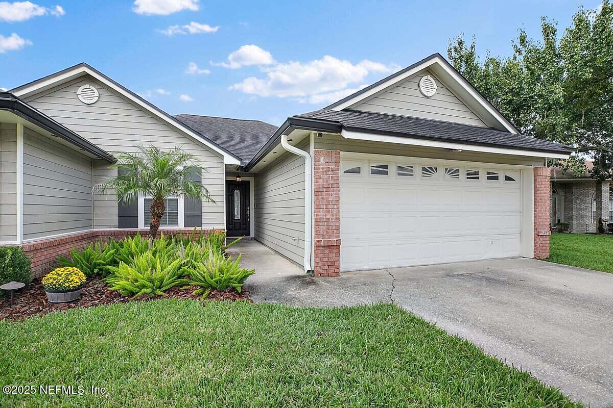 8064 BRIDGECREEK Drive