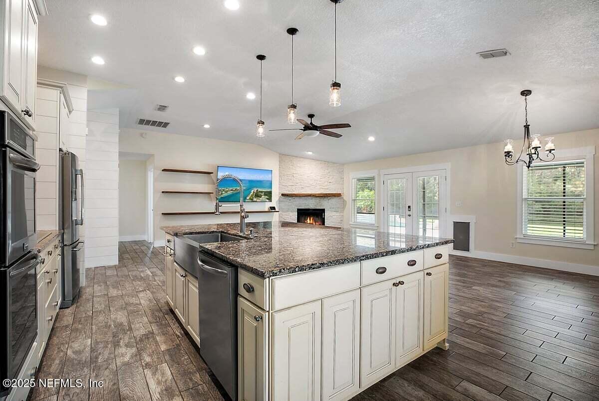 8064 BRIDGECREEK Drive