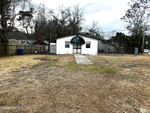 2004 BENEDICT Road Jacksonville FL 32209