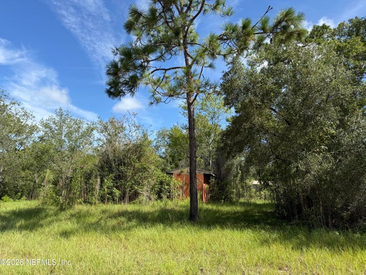 Photo 1 of 12 — 116 LIMA Street, Interlachen, FL 32148