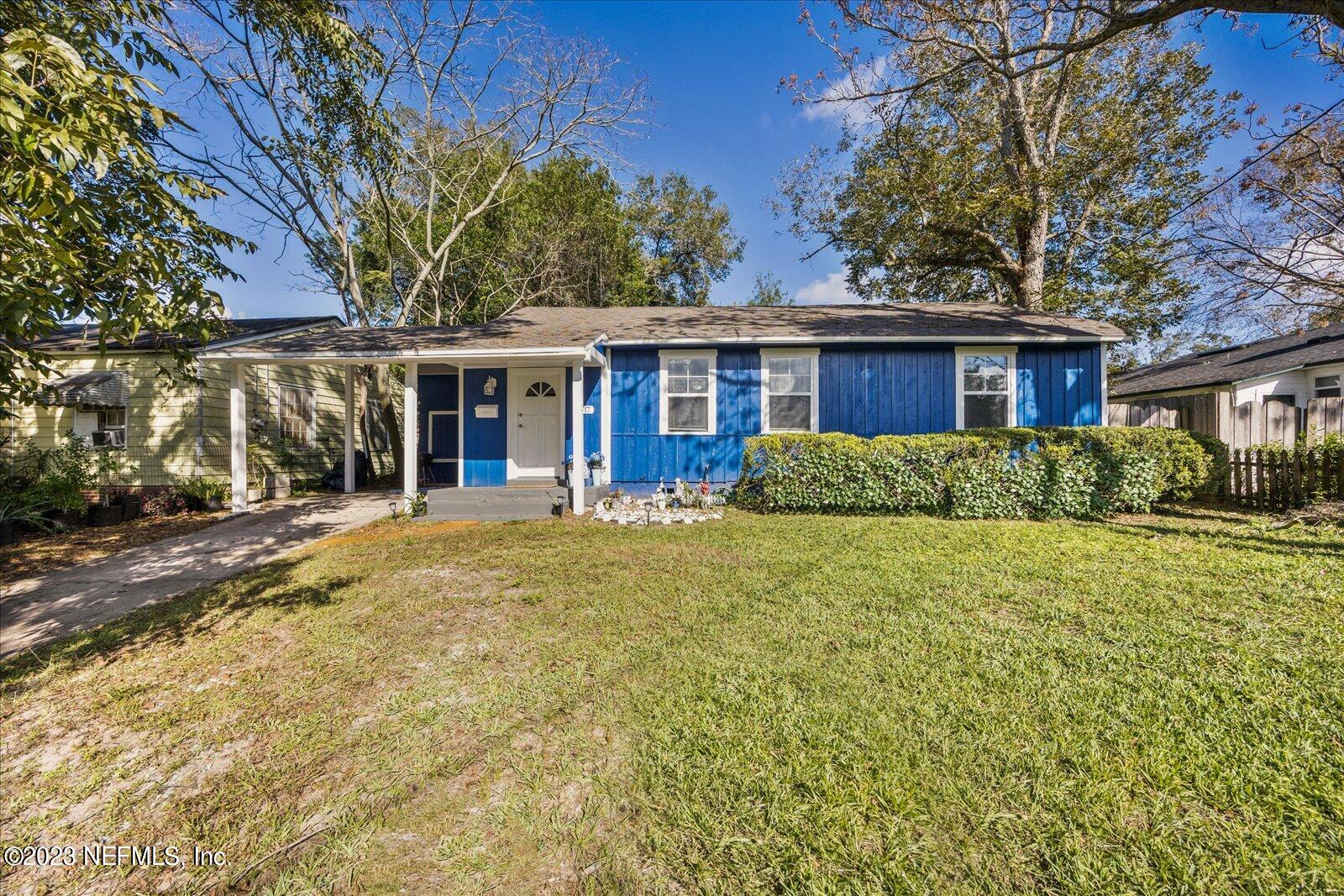 Jacksonville, FL home for sale located at 2617 LAKE SHORE Boulevard, Jacksonville, FL 32210