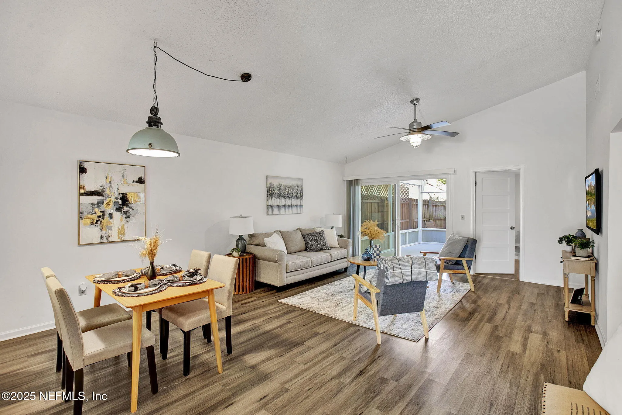 Jacksonville, Florida 32233, United States, 3 Bedrooms Bedrooms, ,2 BathroomsBathrooms,Residential,Active,217009