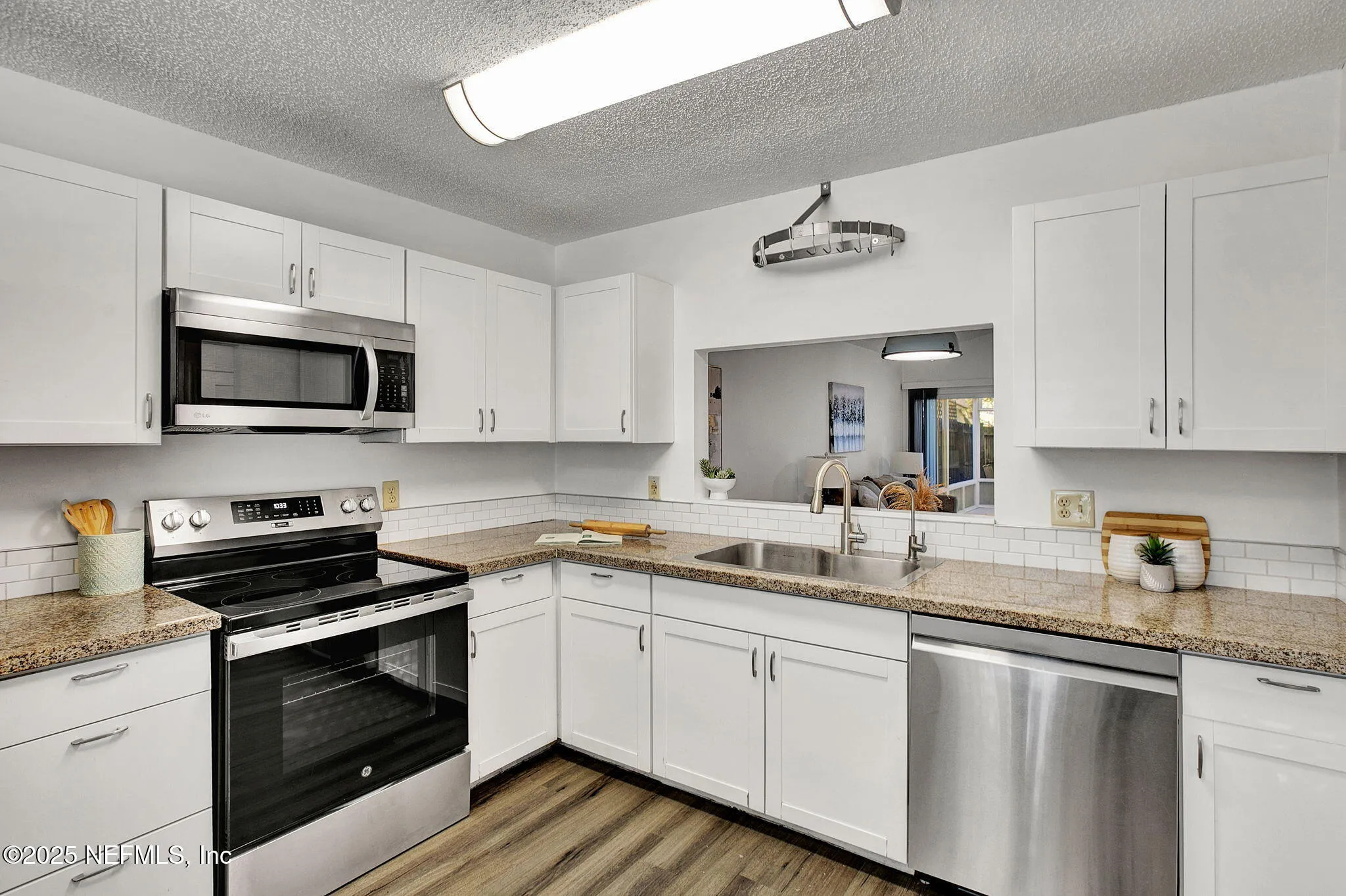 Jacksonville, Florida 32233, United States, 3 Bedrooms Bedrooms, ,2 BathroomsBathrooms,Residential,Active,217009